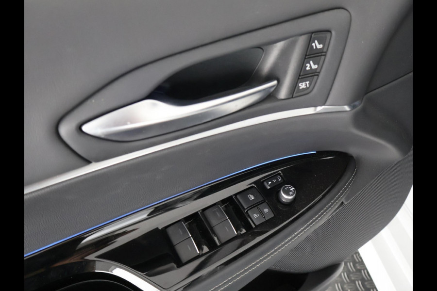Toyota Mirai Prestige H20 Waterstof | Panoramadak | Navigatie | Camera | Leder |
