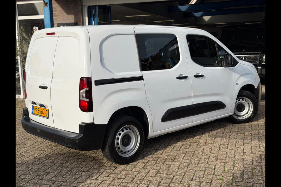 Peugeot Partner 1.2 PureTech Premium 2022 WIT NAVI AIRCO BTW