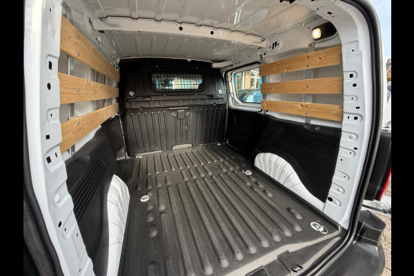 Peugeot Partner 1.2 PureTech Premium 2022 WIT NAVI AIRCO BTW