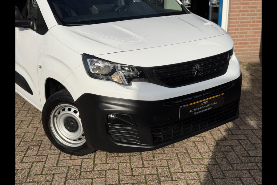 Peugeot Partner 1.2 PureTech Premium 2022 WIT NAVI AIRCO BTW
