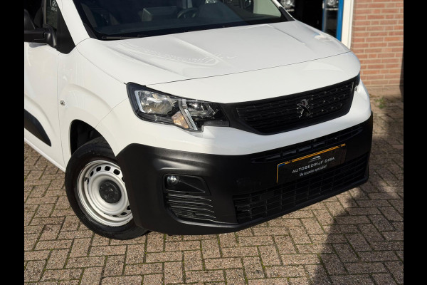 Peugeot Partner 1.2 PureTech Premium 2022 WIT NAVI AIRCO BTW