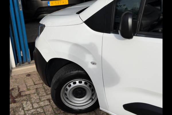Peugeot Partner 1.2 PureTech Premium 2022 WIT NAVI AIRCO BTW