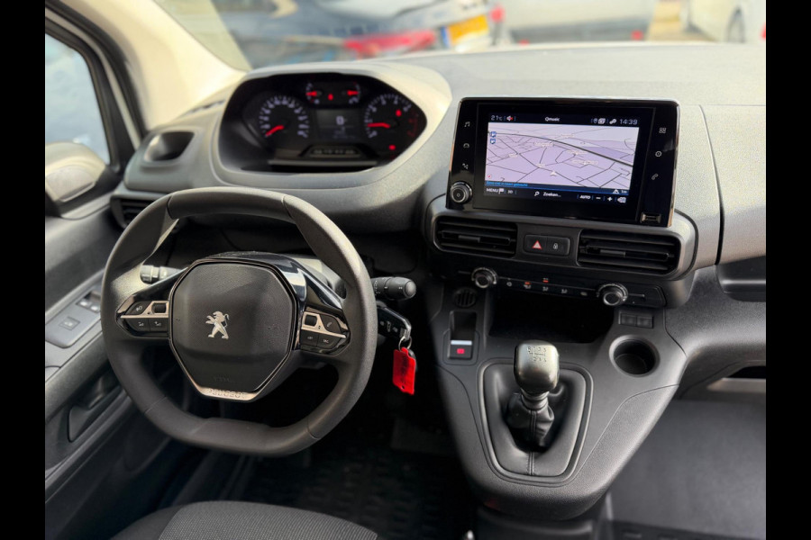Peugeot Partner 1.2 PureTech Premium 2022 WIT NAVI AIRCO BTW