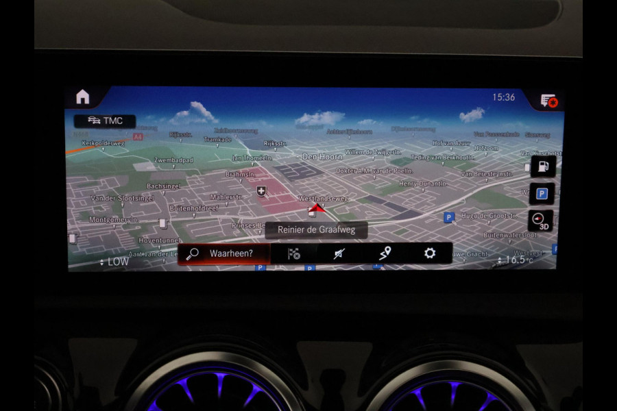 Mercedes-Benz CLA-Klasse Shooting Brake 200 Business Solution AMG Automaat | Wide-Screen | Schuif-/Kanteldak | Navigatie | Camera |