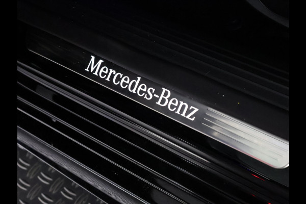 Mercedes-Benz CLA-Klasse Shooting Brake 200 Business Solution AMG Automaat | Wide-Screen | Schuif-/Kanteldak | Navigatie | Camera |