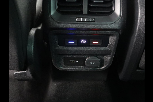 Volkswagen Tiguan 1.5 TSI R Line | Panoramadak | Stoelverwarming | Carplay | Massage | Dynaudio | Keyless | Full LED | Active Info Display | Navigatie | Parkeerhulp