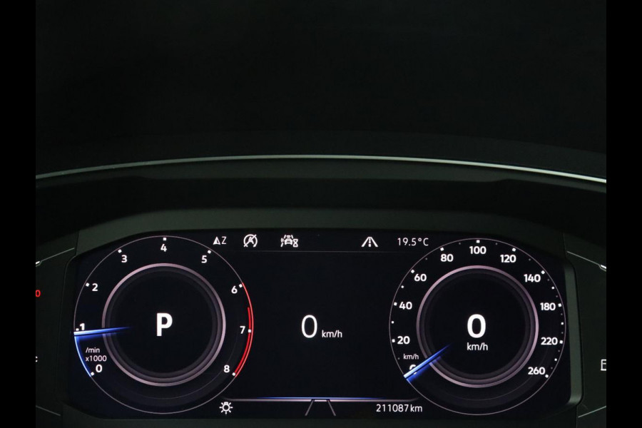 Volkswagen Tiguan 1.5 TSI R Line | Panoramadak | Stoelverwarming | Carplay | Massage | Dynaudio | Keyless | Full LED | Active Info Display | Navigatie | Parkeerhulp