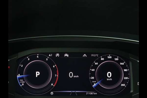 Volkswagen Tiguan 1.5 TSI R Line | Panoramadak | Stoelverwarming | Carplay | Massage | Dynaudio | Keyless | Full LED | Active Info Display | Navigatie | Parkeerhulp