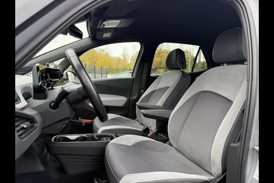 Volkswagen ID.3 First Plus 58 kWh Navi,Camera,Pdc V+A,Stoelverwarming,Lm velgen,N.A.P,Apk tot 11-2026