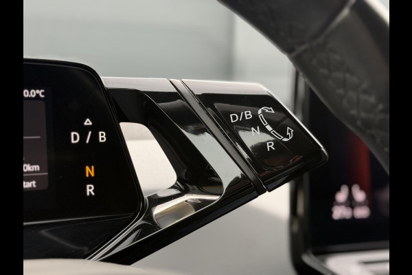 Volkswagen ID.3 First Plus 58 kWh Navi,Camera,Pdc V+A,Stoelverwarming,Lm velgen,N.A.P,Apk tot 11-2026