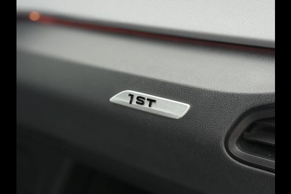 Volkswagen ID.3 First Plus 58 kWh Navi,Camera,Pdc V+A,Stoelverwarming,Lm velgen,N.A.P,Apk tot 11-2026