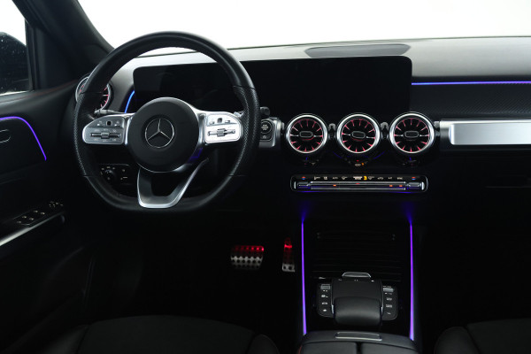 Mercedes-Benz Glb 180 AMG Line 7p. Automaat, 7 Persoons, Navigatie, etc.