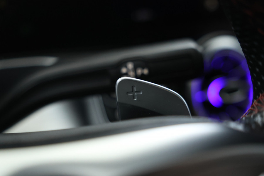 Mercedes-Benz Glb 180 AMG Line 7p. Automaat, 7 Persoons, Navigatie, etc.