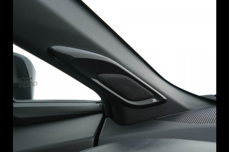 Toyota C-HR 1.8 Hybrid Style Aut. *ADAPTIVE-CRUISE | BLIND-SPOT | JBL-SOUND | HEATED-COMFORTSEATS | CAMERA | KEYLESS | DAB+ | NAVI-FULLMAP | ECC | PDC | PRIVACY-GLASS | TOWBAR | LANE-ASSIST | 18''ALU*