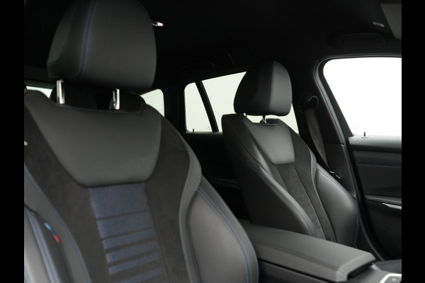 BMW 3 Serie Touring 330e M Sport Plug In Hybrid 293pk Dealer O.H. PHEV | Trekhaak Af Fabriek | Sfeerverlichting | Alcantara Sporstoelen Verwarmd | Apple Carplay | Navigatie | Virtual | Cruise Control | DAB |