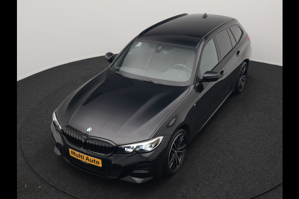 BMW 3 Serie Touring 330e M Sport Plug In Hybrid 293pk Dealer O.H. PHEV | Trekhaak Af Fabriek | Sfeerverlichting | Alcantara Sporstoelen Verwarmd | Apple Carplay | Navigatie | Virtual | Cruise Control | DAB |