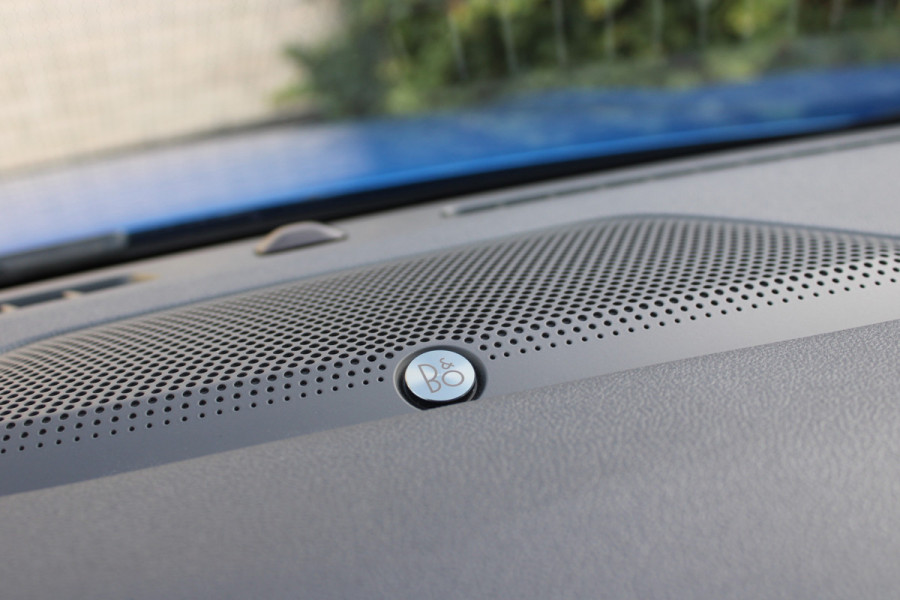 Ford Kuga 2.5 PHEV ST-Line X | Panoramadak | AGR | B&O | Head-up | Trekhaak | Actieweken 1 t/m 15 november!