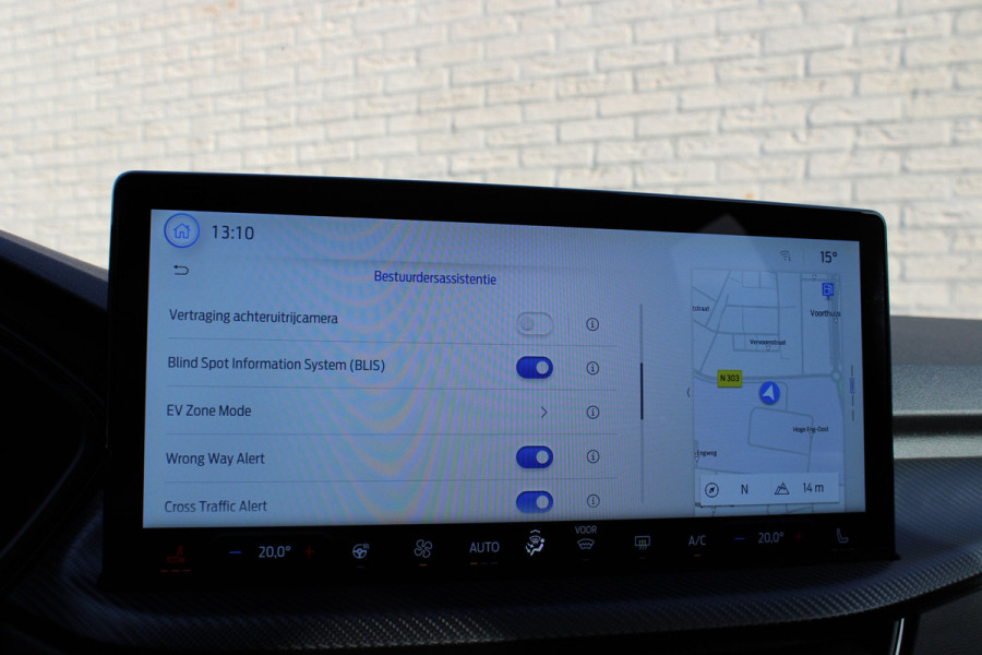 Ford Kuga 2.5 PHEV ST-Line X | Panoramadak | AGR | B&O | Head-up | Trekhaak | Actieweken 1 t/m 15 november!