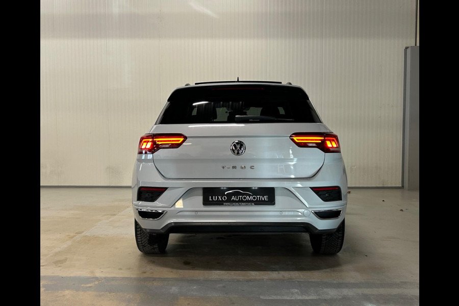 Volkswagen T-Roc 1.5 TSI | R-LINE | VIRTUAL DASH | PANO | SILVERWHITE