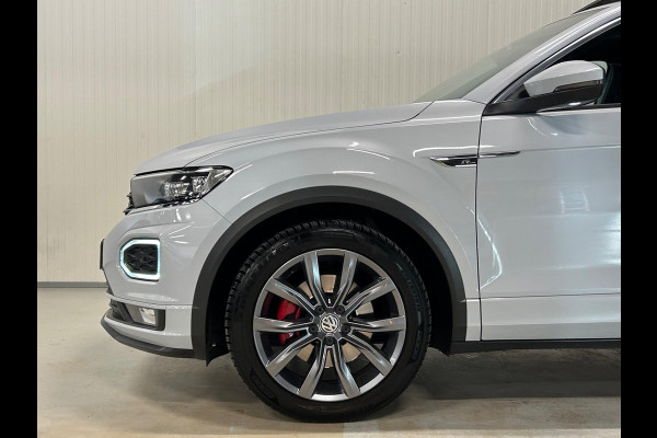 Volkswagen T-Roc 1.5 TSI | R-LINE | VIRTUAL DASH | PANO | SILVERWHITE