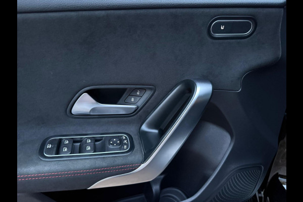 Mercedes-Benz A-Klasse 180 Business Solution AMG NAVI | CAMERA | CARPLAY | PDC | STOELVER | NWE APK