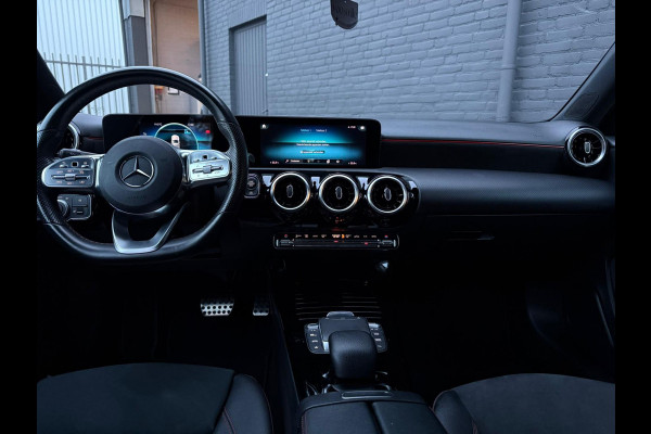 Mercedes-Benz A-Klasse 180 Business Solution AMG NAVI | CAMERA | CARPLAY | PDC | STOELVER | NWE APK