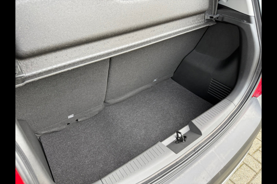 Opel KARL 1.0 Rocks Online Edition - Automaat - Navi - Airco - Parkeerhulp - Org.NL