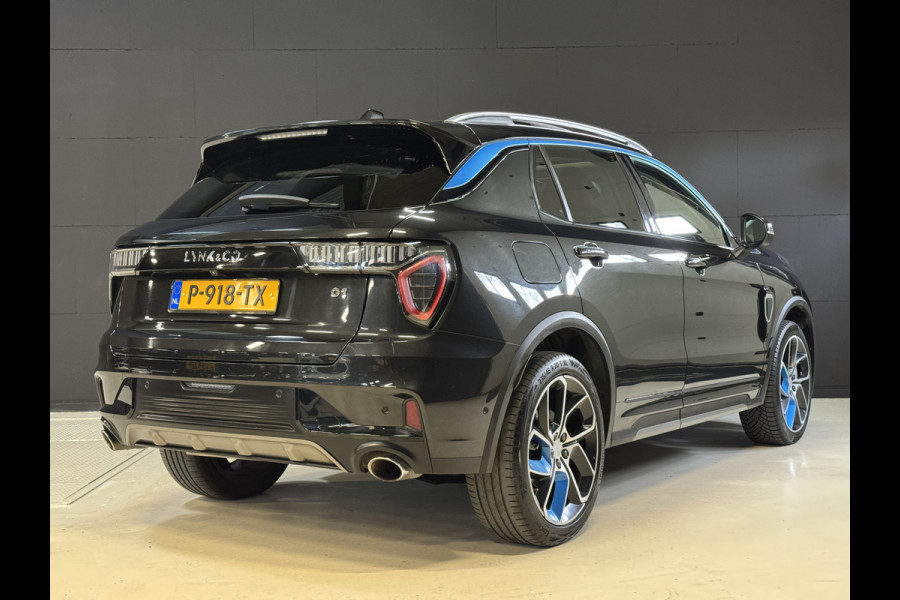 Lynk & Co 01 1.5 | Panoramadak | Adaptive cruise | Camera | Stoelverwarming | Carplay | Sfeerverlichting