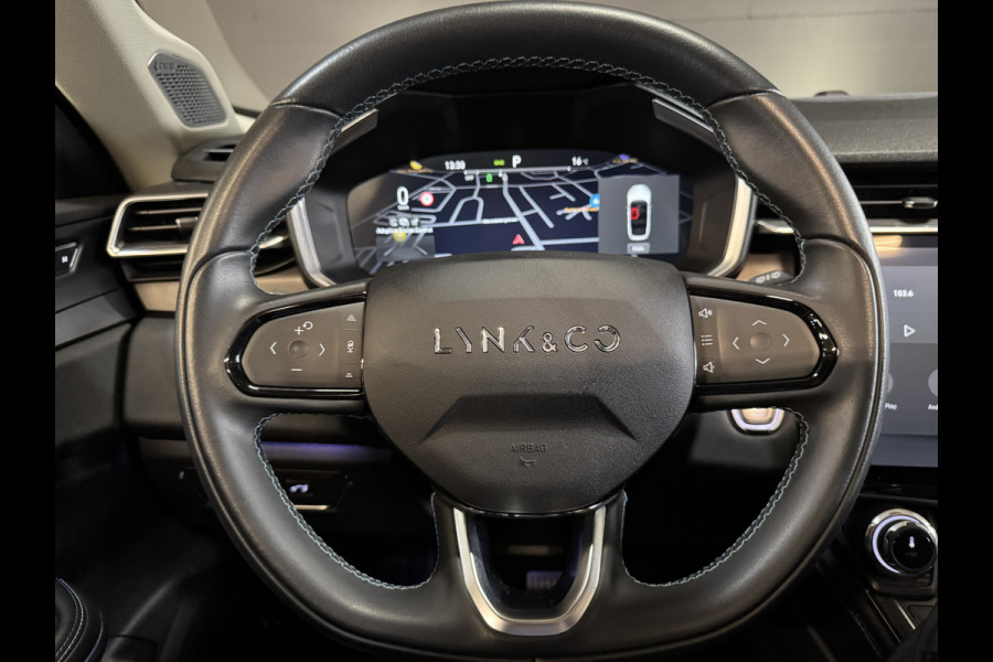 Lynk & Co 01 1.5 | Panoramadak | Adaptive cruise | Camera | Stoelverwarming | Carplay | Sfeerverlichting