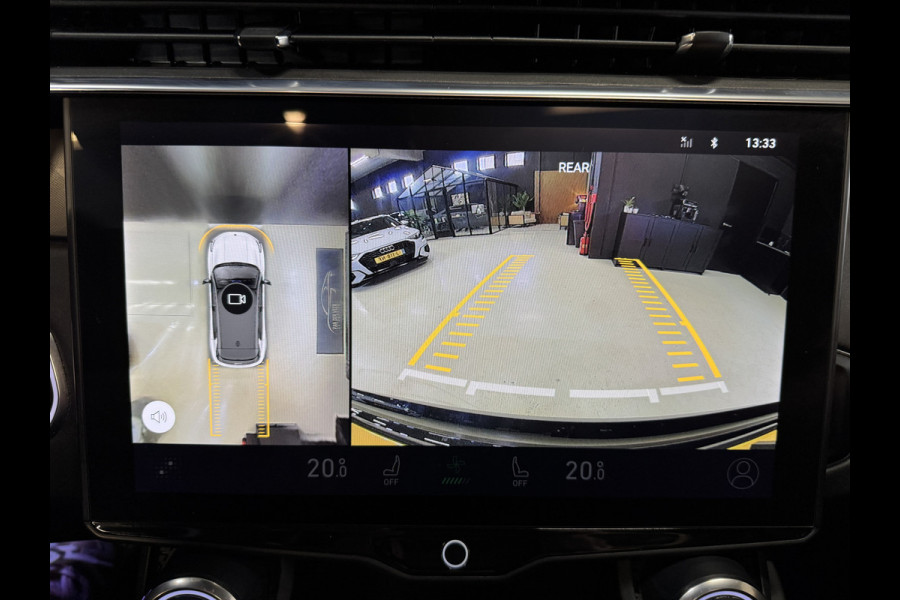 Lynk & Co 01 1.5 | Panoramadak | Adaptive cruise | Camera | Stoelverwarming | Carplay | Sfeerverlichting