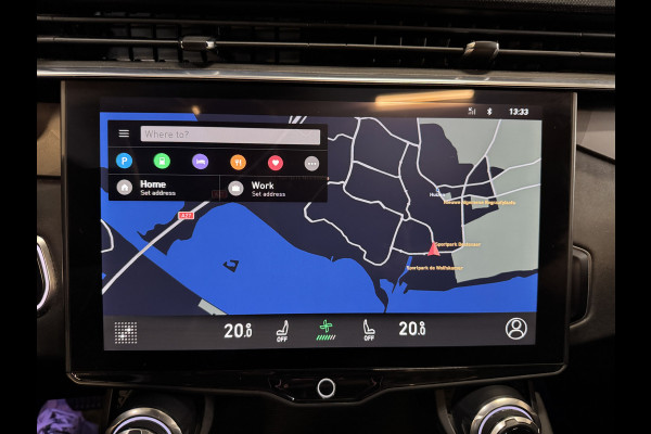 Lynk & Co 01 1.5 | Panoramadak | Adaptive cruise | Camera | Stoelverwarming | Carplay | Sfeerverlichting