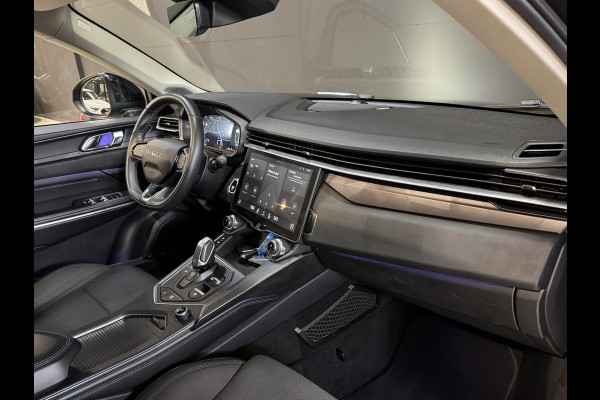 Lynk & Co 01 1.5 | Panoramadak | Adaptive cruise | Camera | Stoelverwarming | Carplay | Sfeerverlichting