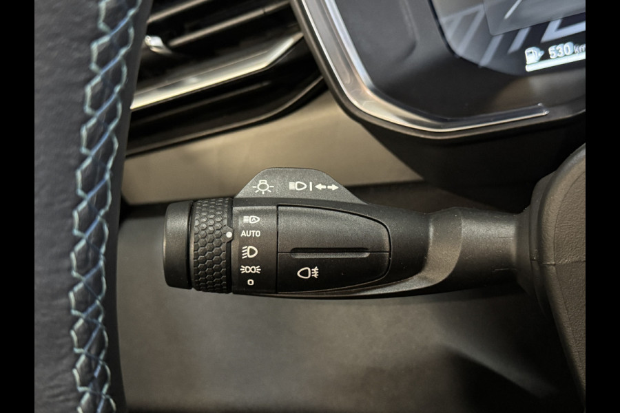 Lynk & Co 01 1.5 | Panoramadak | Adaptive cruise | Camera | Stoelverwarming | Carplay | Sfeerverlichting