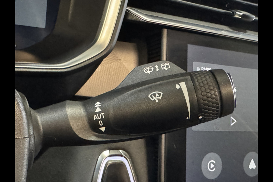 Lynk & Co 01 1.5 | Panoramadak | Adaptive cruise | Camera | Stoelverwarming | Carplay | Sfeerverlichting