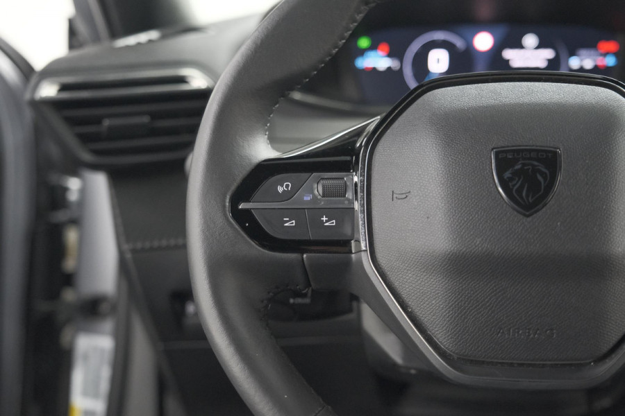 Peugeot 2008 PureTech 100 Allure | Camera | Navigatie | Parkeersensoren | Apple Carplay