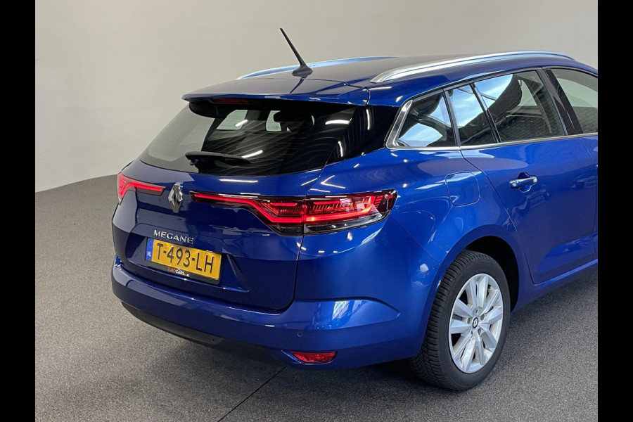Renault MEGANE Estate 1.3 TCe 140 Equilibre Navigatie Apple Carplay/Android Auto Parkeersensoren Cruise Control Ledverlichting Climate Control