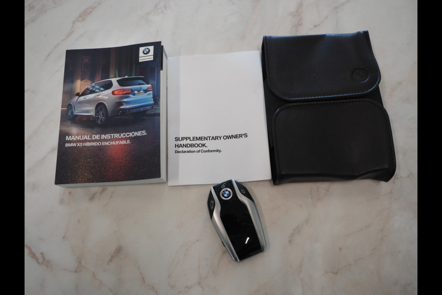 BMW X5 xDrive45e M-Sport Shadow | Panoramadak | Skylounge | Harman/Kardon | 360 | LaserLED | Trekhaak