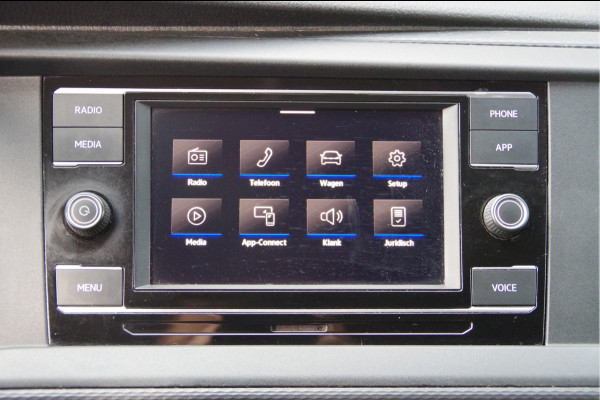 Volkswagen Transporter 2.0 TDI L2 150PK AUT. LED, TREKHAAK, CRUISE, CARPLAY, AIRCO, PARKEERSENSOREN, NL AUTO, NAP