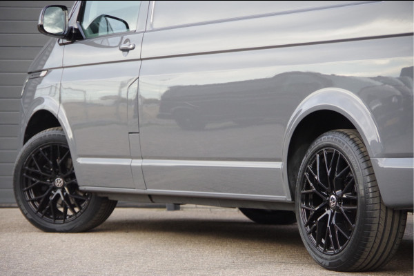 Volkswagen Transporter 2.0 TDI L2 150PK AUT. LED, TREKHAAK, CRUISE, CARPLAY, AIRCO, PARKEERSENSOREN, NL AUTO, NAP