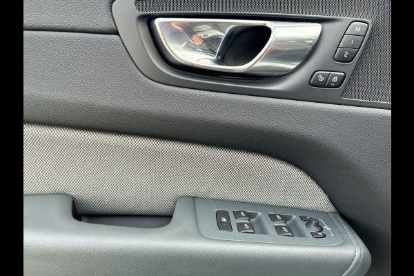Volvo XC60 2.0 T6 Plug-in hybrid AWD R-Design Long Range | Skyroof | 20" velgen | Sportstoelen | Stoel- stuurverwaming | A-Camera