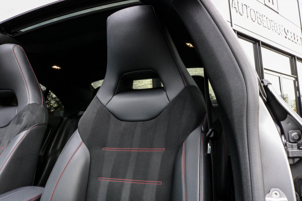 Mercedes-Benz CLA-Klasse 250 e AMG - PANO - MATGRIJS - SFEER - CAMERA