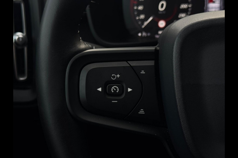 Volvo XC40 1.5 T3 Momentum M2019 LAGE KM 1e EIG NAVI PDC SPORTVELGEN CR CON