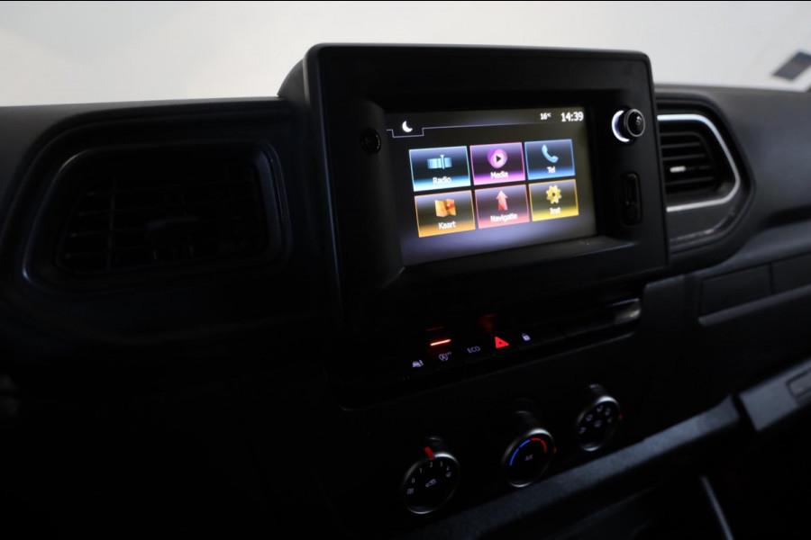 Renault Master T35 2.3 dCi 150PK L2/H2 CAMERA NAVI AIRCO TREKHAAK PDC CRUISE CONTROL LEASE V/A € 134,- p.m. INRUIL MOGELIJK