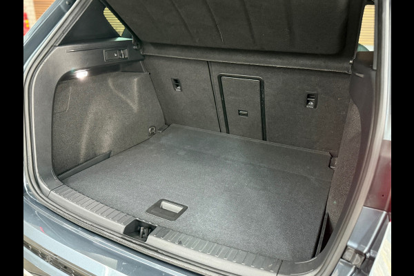 Seat Ateca 1.4 EcoTSI FR | Leder | Pano | Adaptive Cruise Control | 360° Camera | Navi | Virtual Cockpit | Parkeerhulp