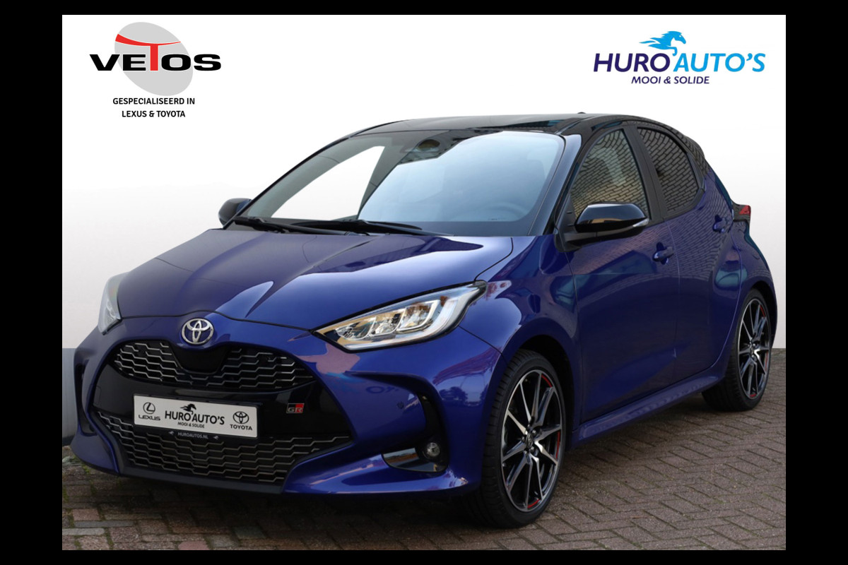 Toyota Yaris 1.5 Hybrid 130 GR Sport | Bi-Tone | Leder/Alcantara | Dodehoek