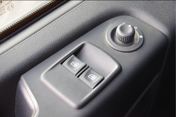 Opel Vivaro 1.6 CDTI L2 Sport 145PK, TREKHAAK, CAMERA, CRUISE, NAVI, CLIMA, 17'' LMV, NL AUTO, NAP