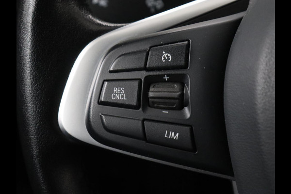 BMW 2 Serie Gran Tourer 216i Luxury Line 7-persoons | Trekhaak | Stoelverwarming | Leder | Head-Up | Camera | Navigatie | Full LED | Park Assist | Sfeerverlichting | Climate control | Getint glas