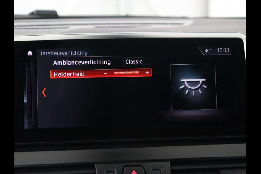 BMW 2 Serie Gran Tourer 216i Luxury Line 7-persoons | Trekhaak | Stoelverwarming | Leder | Head-Up | Camera | Navigatie | Full LED | Park Assist | Sfeerverlichting | Climate control | Getint glas