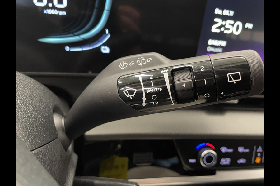 Kia Sportage 1.6 T-GDi PHEV 265pk AWD DynamicLine Airco Navi Carplay Adaptive Cruise Control PDC VA+ Camera 19" LM Velgen Full LED Virtual Cockpit