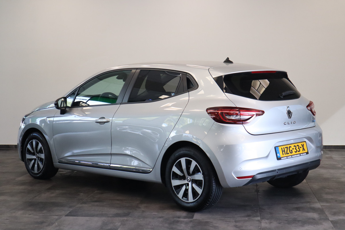 Renault Clio 1.6 E-Tech Hybrid 145 Evolution Navigatie Full-led PDC